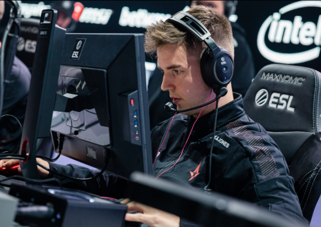 短期输赢更 短期输赢更