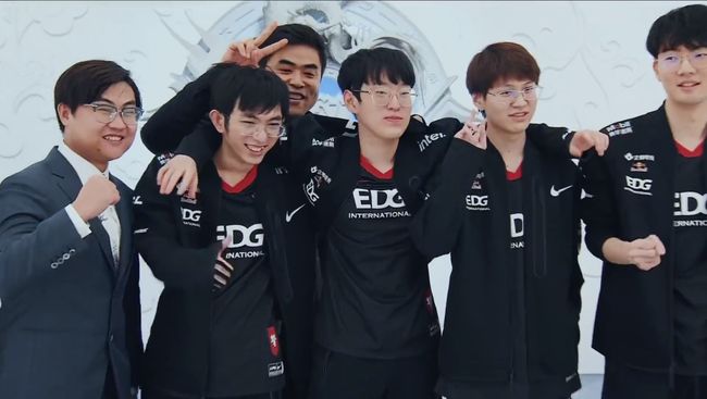 防守站位稳 防守站位稳